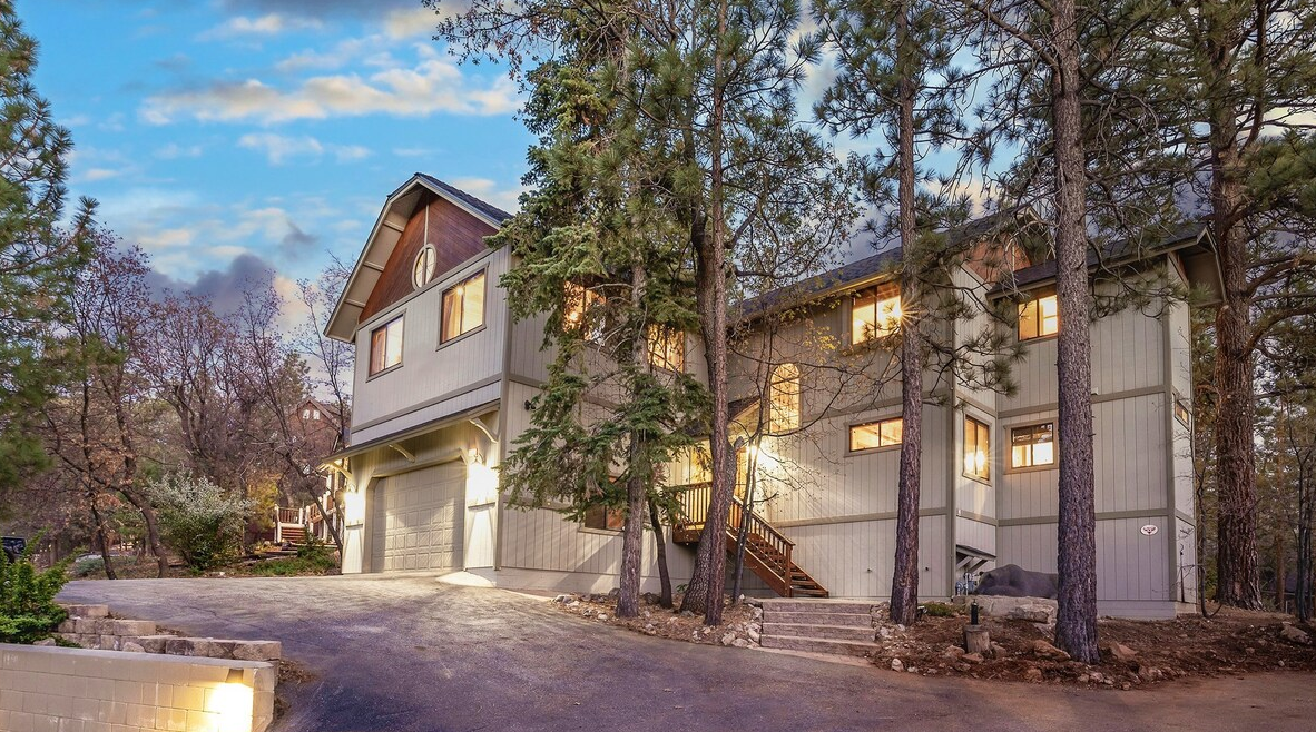 The Best Time of Year to Visit Big Bear and Where to Stay in Big Bear Lake
